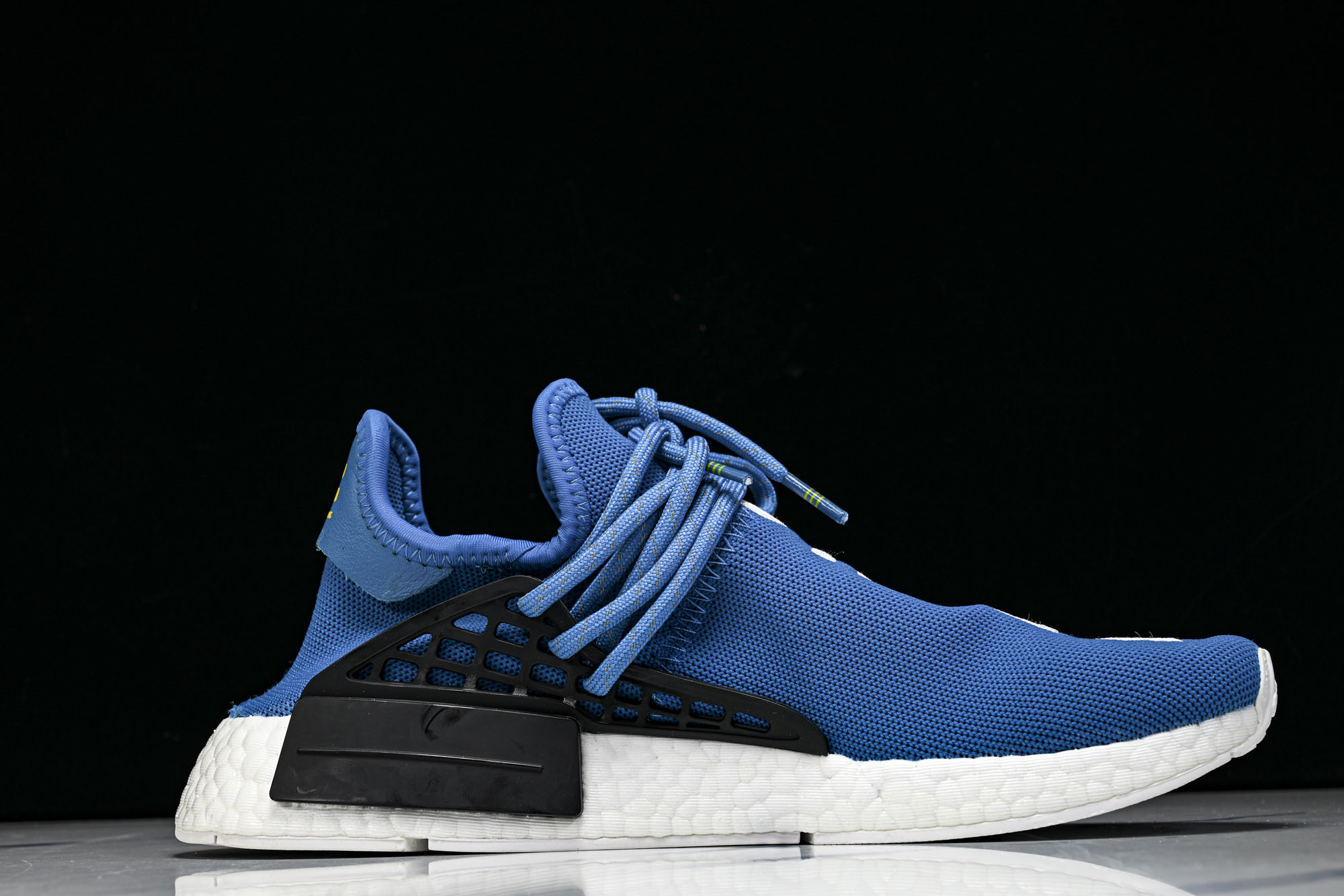 Adidas_阿迪达斯男女同款运动防滑轻便低帮休闲鞋BB0618  