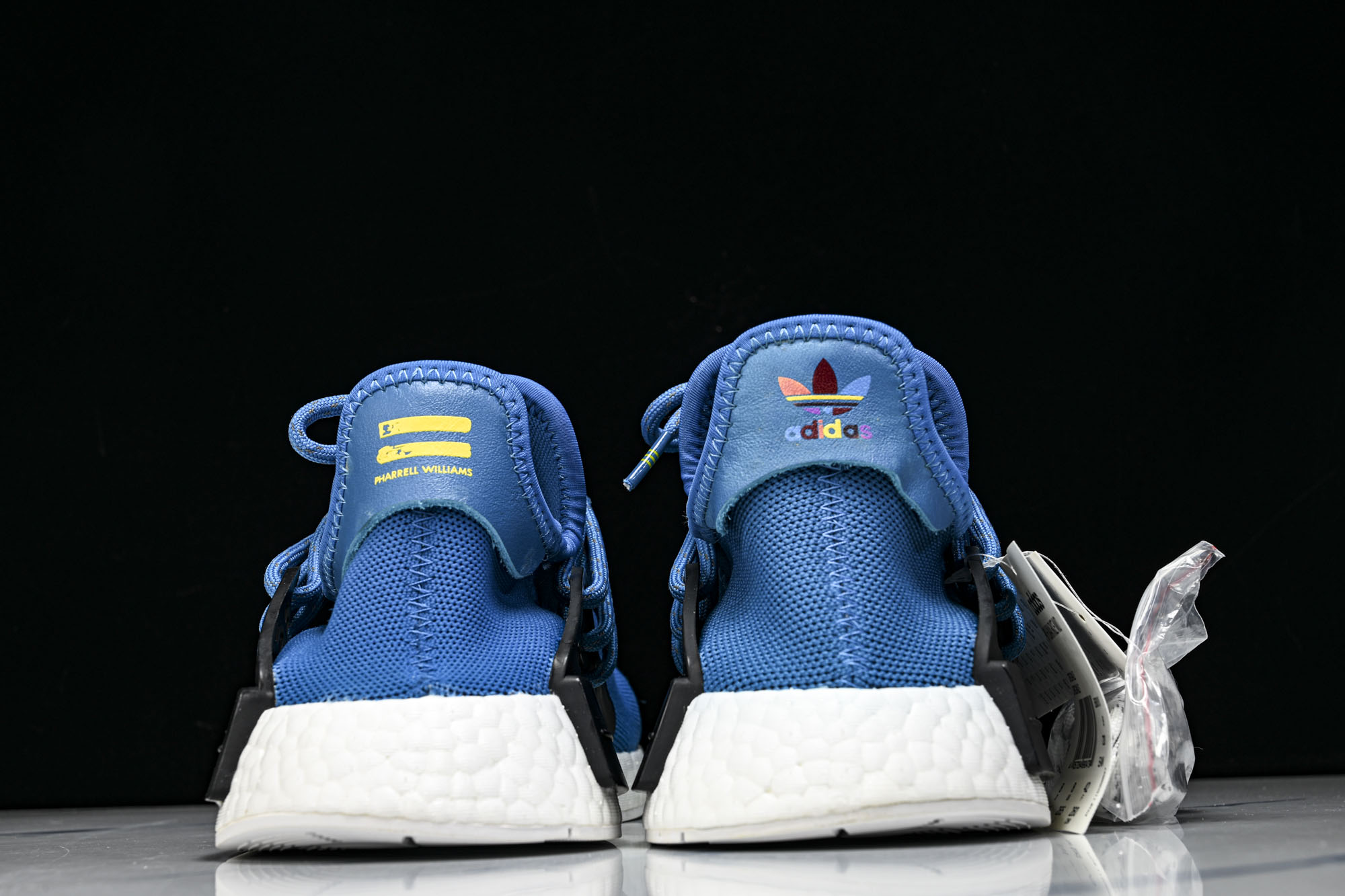 Adidas_阿迪达斯男女同款运动防滑轻便低帮休闲鞋BB0618  