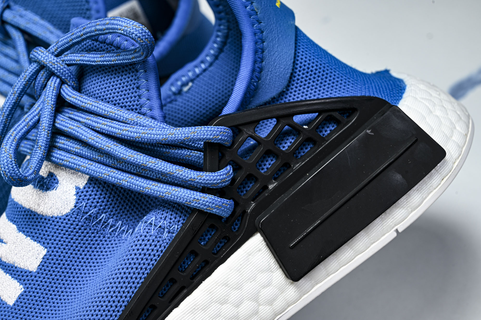 Adidas_阿迪达斯男女同款运动防滑轻便低帮休闲鞋BB0618  