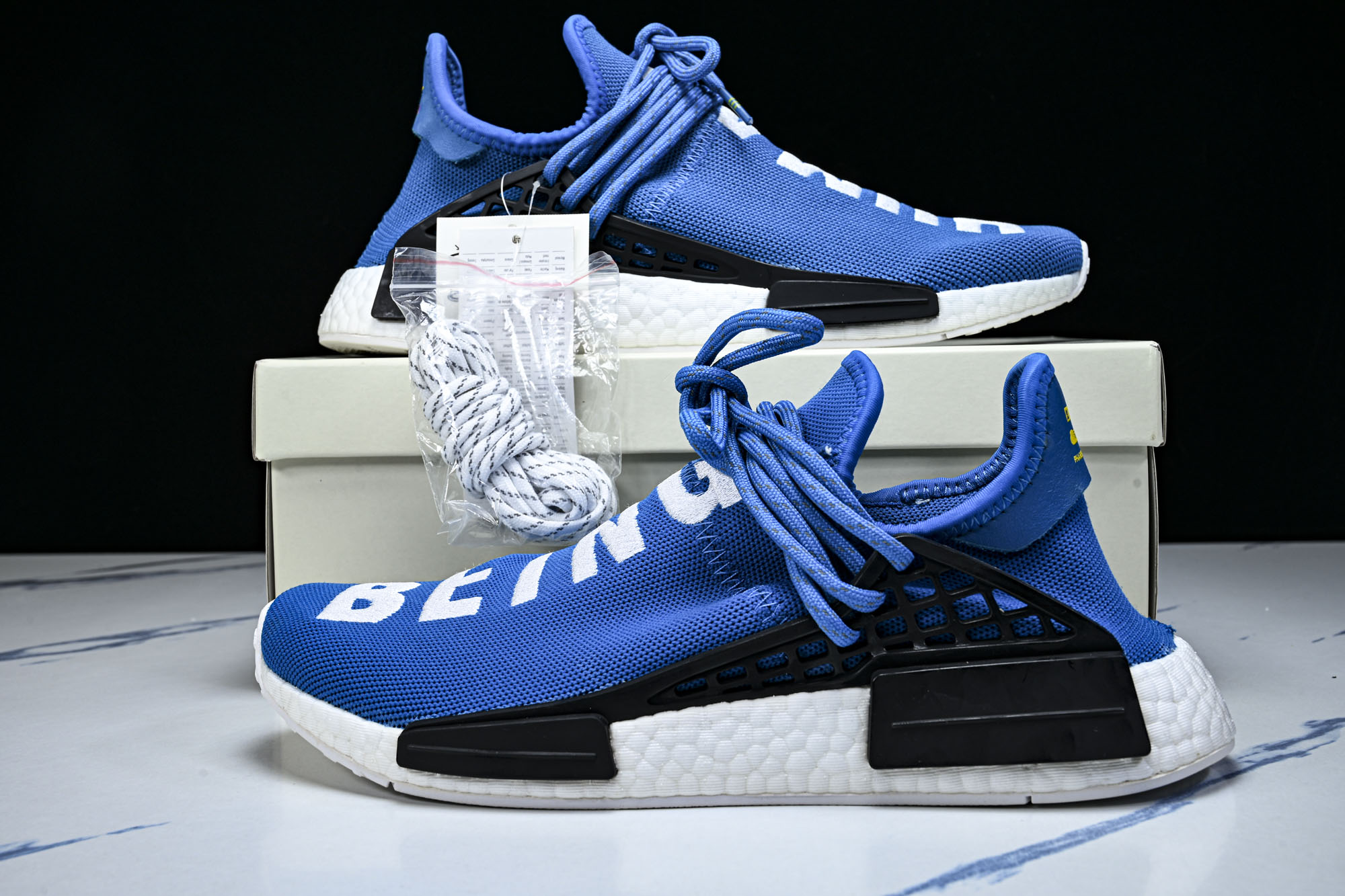 Adidas_阿迪达斯男女同款运动防滑轻便低帮休闲鞋BB0618  
