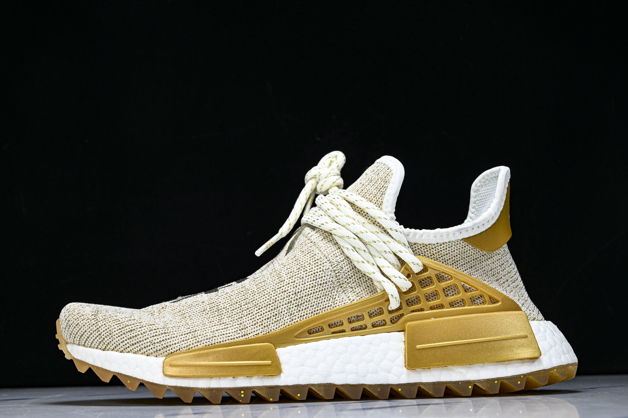 Adidas_阿迪达斯男女同款运动防滑轻便低帮休闲鞋F99762  36 36.5 37.5 38 38.5 39 40