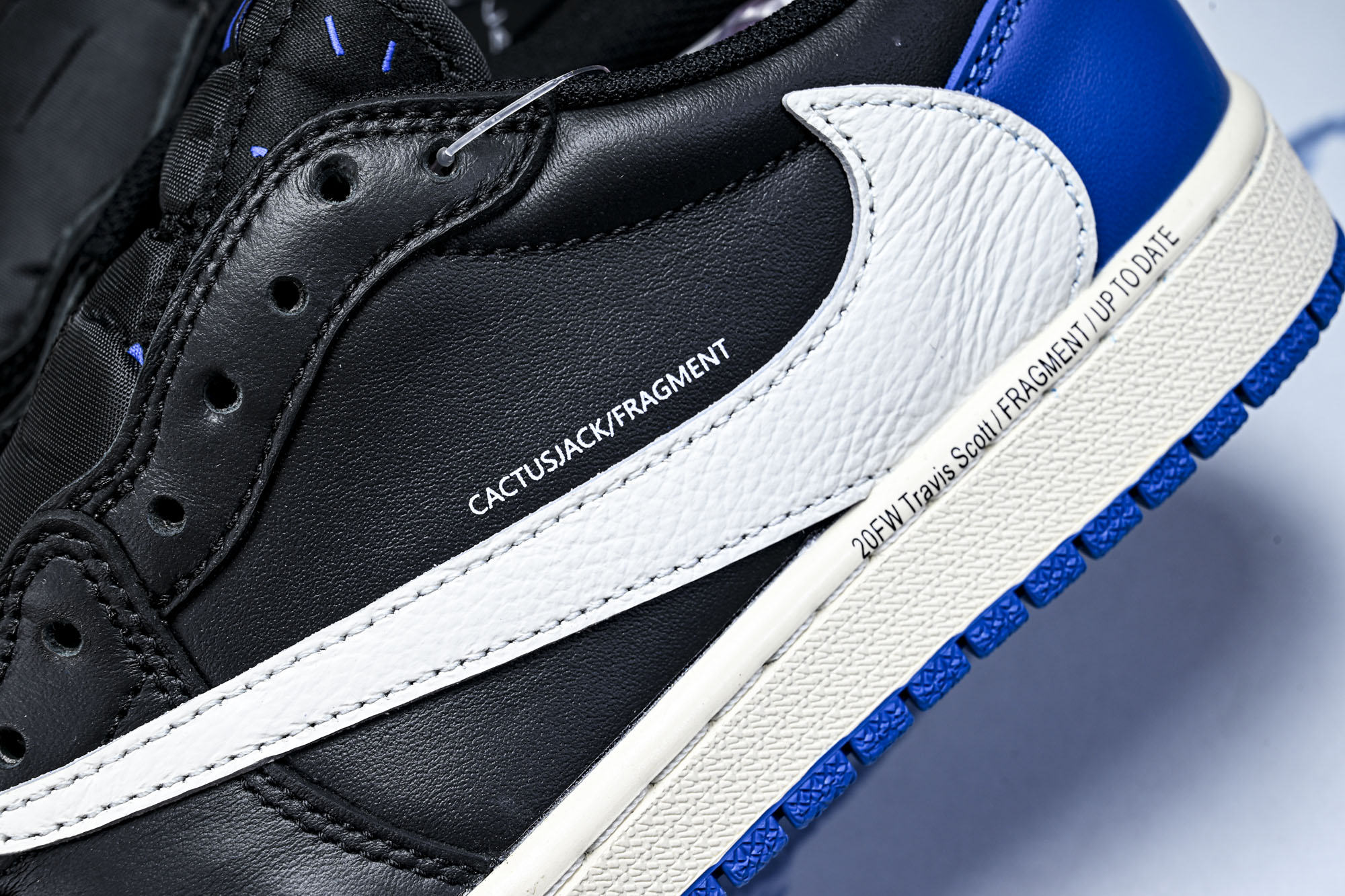 Travis Scott x Air Jordan 1 AJ1 乔1倒勾 低帮篮球鞋DM7866-014 尺寸 36 3 Travis Scott x Air Jordan 1 AJ1 乔1倒勾 低帮篮球鞋DM7866-014 尺寸 36 3