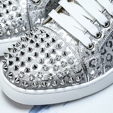 Christian Louboutin 2026新款CL男鞋低帮红底鞋水钻系带运动休闲板鞋 莞产版 本法国品牌Chri Christian Louboutin 2026新款CL男鞋低帮红底鞋水钻系带运动休闲板鞋 莞产版 本法国品牌Chri