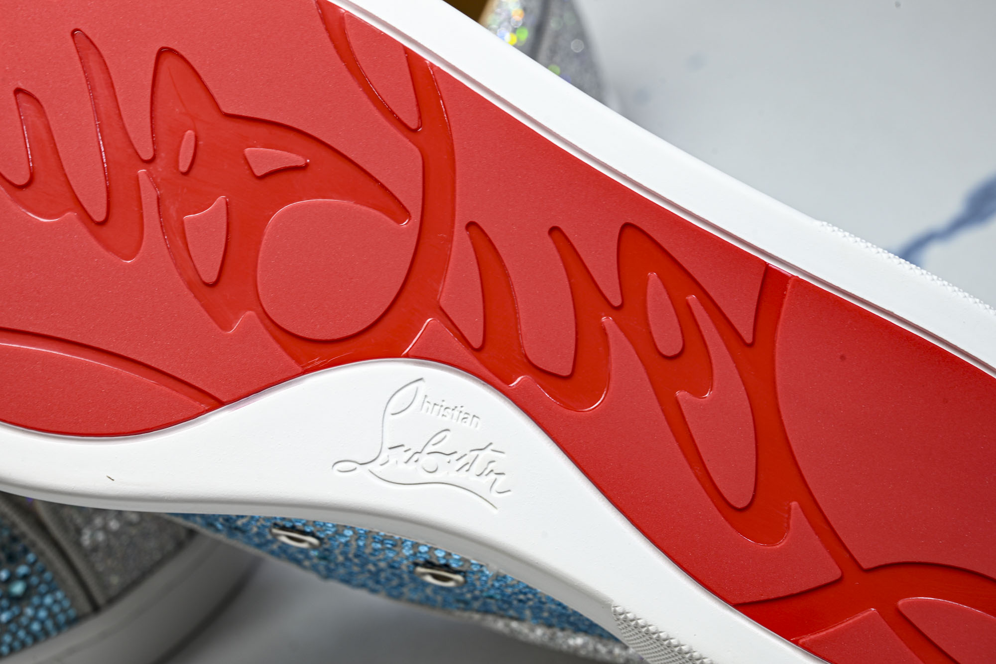 Christian Louboutin 2026新款CL男鞋低帮红底鞋水钻系带运动休闲板鞋_3 莞产版 本法国品牌Ch Christian Louboutin 2026新款CL男鞋低帮红底鞋水钻系带运动休闲板鞋_3 莞产版 本法国品牌Ch