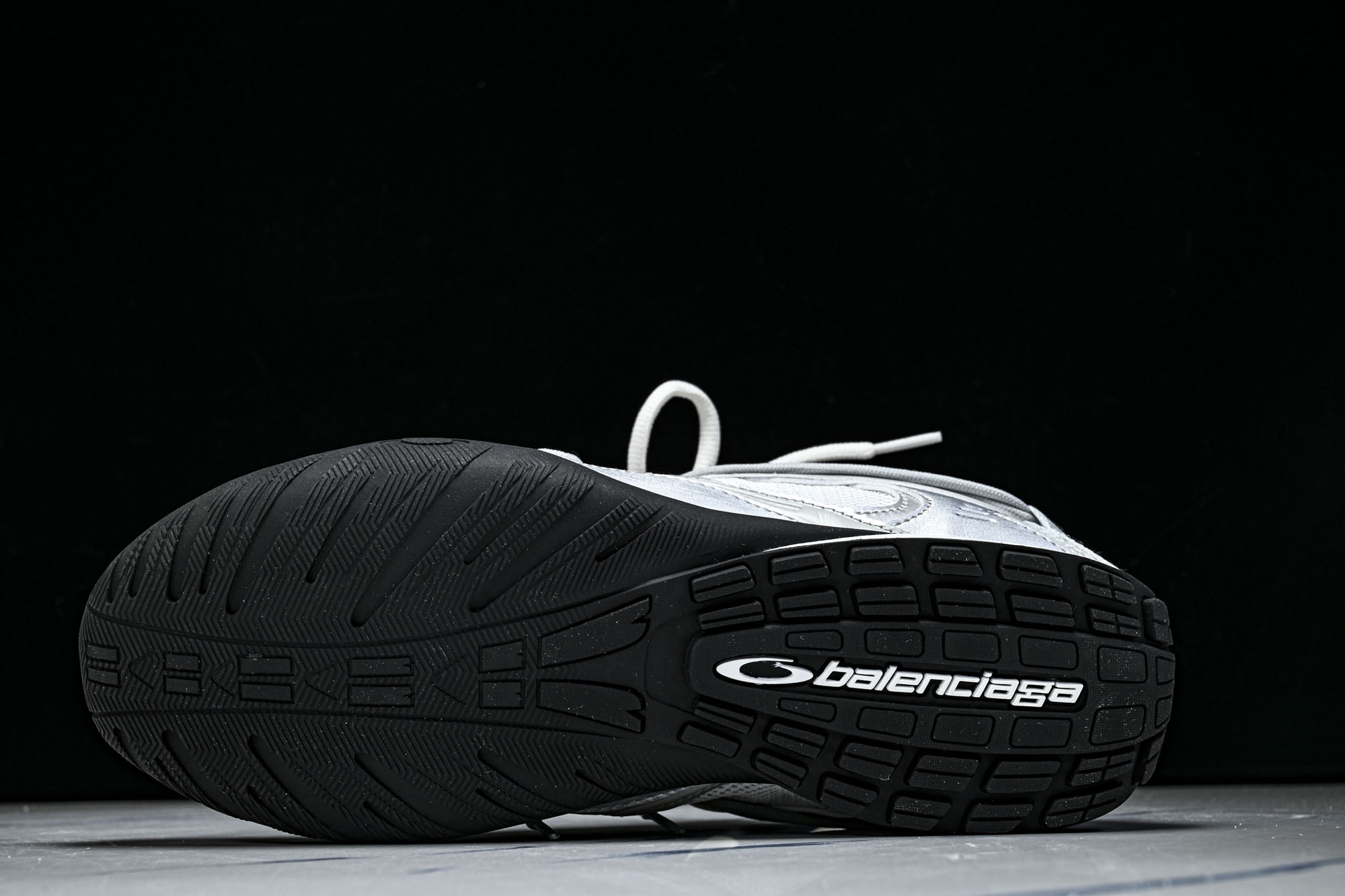 Balenciaga Radar Slip-On 巴黎世家 圆头系带生活休闲鞋WSTGL-9114 尺寸 35 36 3 Balenciaga Radar Slip-On 巴黎世家 圆头系带生活休闲鞋WSTGL-9114 尺寸 35 36 3