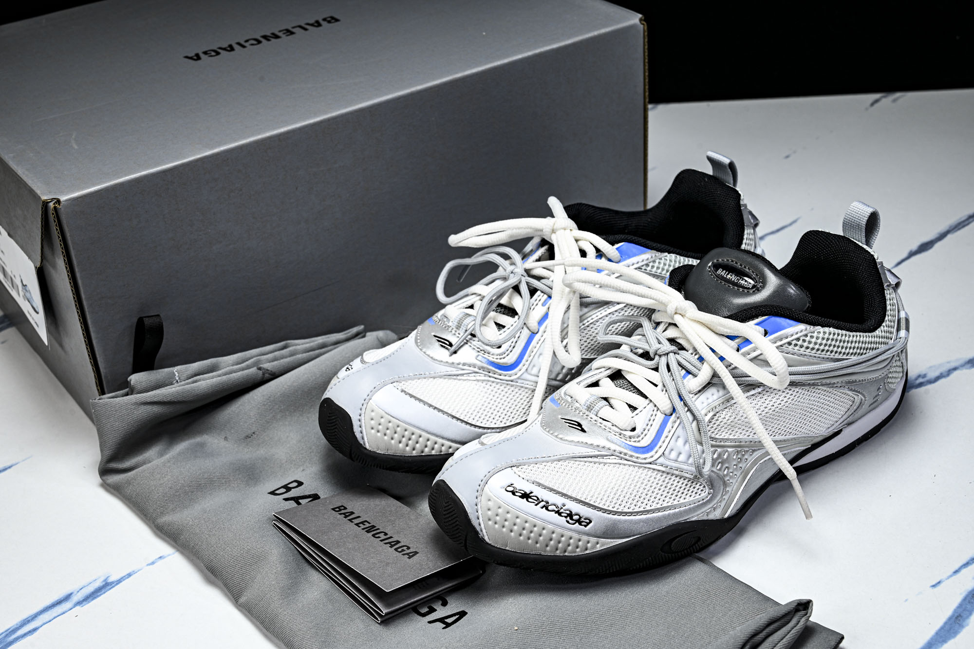 Balenciaga Radar Slip-On 巴黎世家 圆头系带生活休闲鞋WSTGL-9114 尺寸 35 36 3 Balenciaga Radar Slip-On 巴黎世家 圆头系带生活休闲鞋WSTGL-9114 尺寸 35 36 3