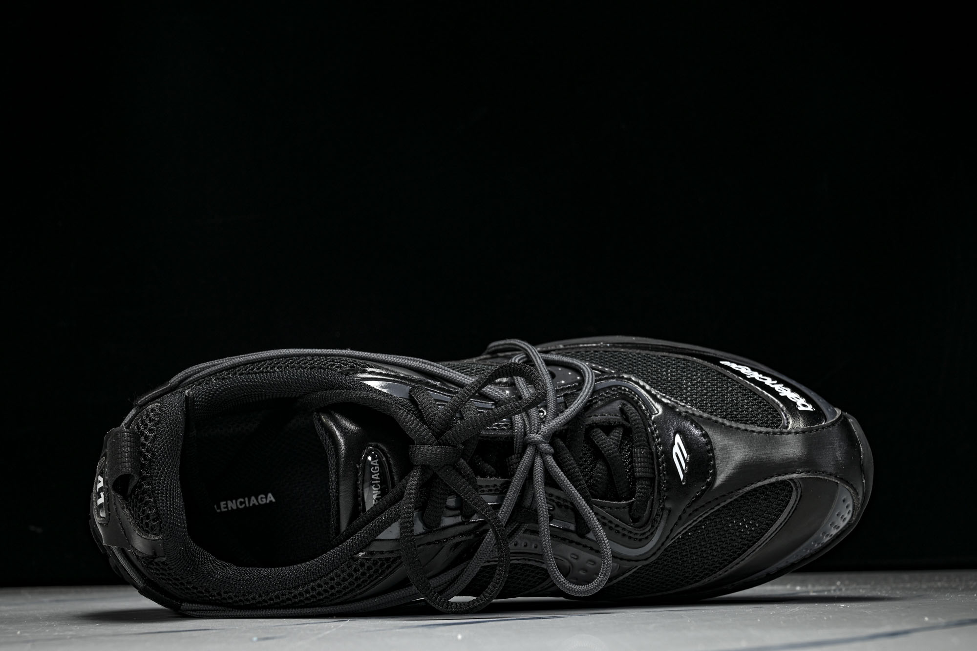 Balenciaga Radar Sneaker 巴黎世家 圆头系带生活休闲鞋 WSTE01011 尺寸 35 36 3 Balenciaga Radar Sneaker 巴黎世家 圆头系带生活休闲鞋 WSTE01011 尺寸 35 36 3