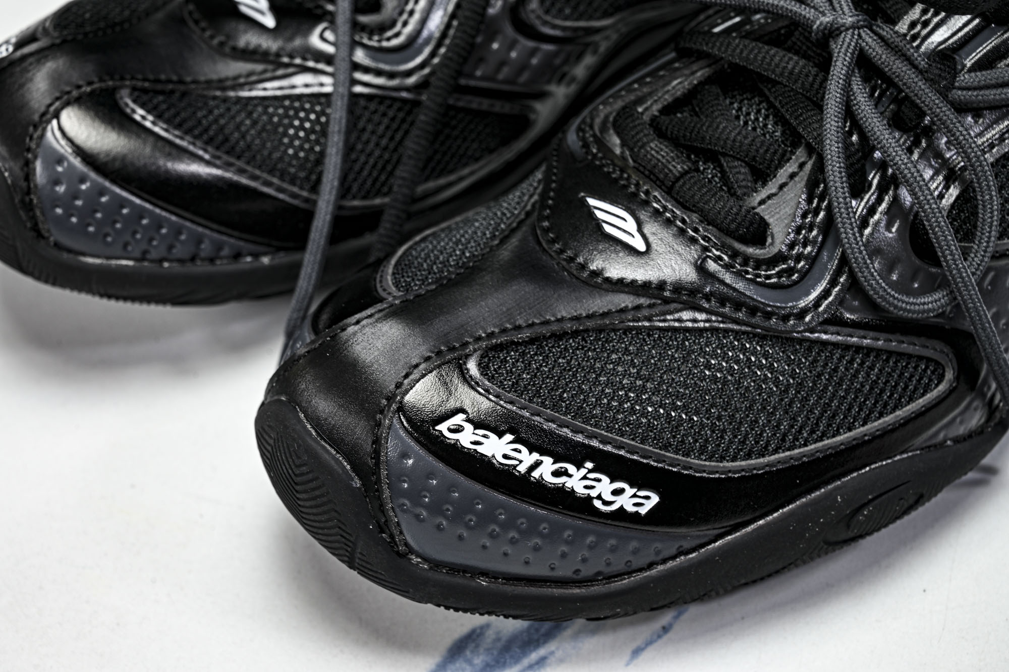 Balenciaga Radar Sneaker 巴黎世家 圆头系带生活休闲鞋 WSTE01011 尺寸 35 36 3 Balenciaga Radar Sneaker 巴黎世家 圆头系带生活休闲鞋 WSTE01011 尺寸 35 36 3