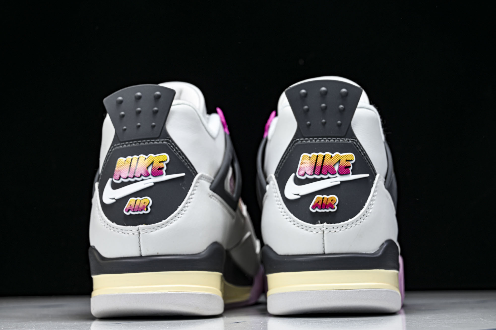 Air Jordan 4 AJ4 黑橙粉红男鞋篮球鞋JA1135 100 尺码40 40.5 41 42.5 43 44 Air Jordan 4 AJ4 黑橙粉红男鞋篮球鞋JA1135 100 尺码40 40.5 41 42.5 43 44