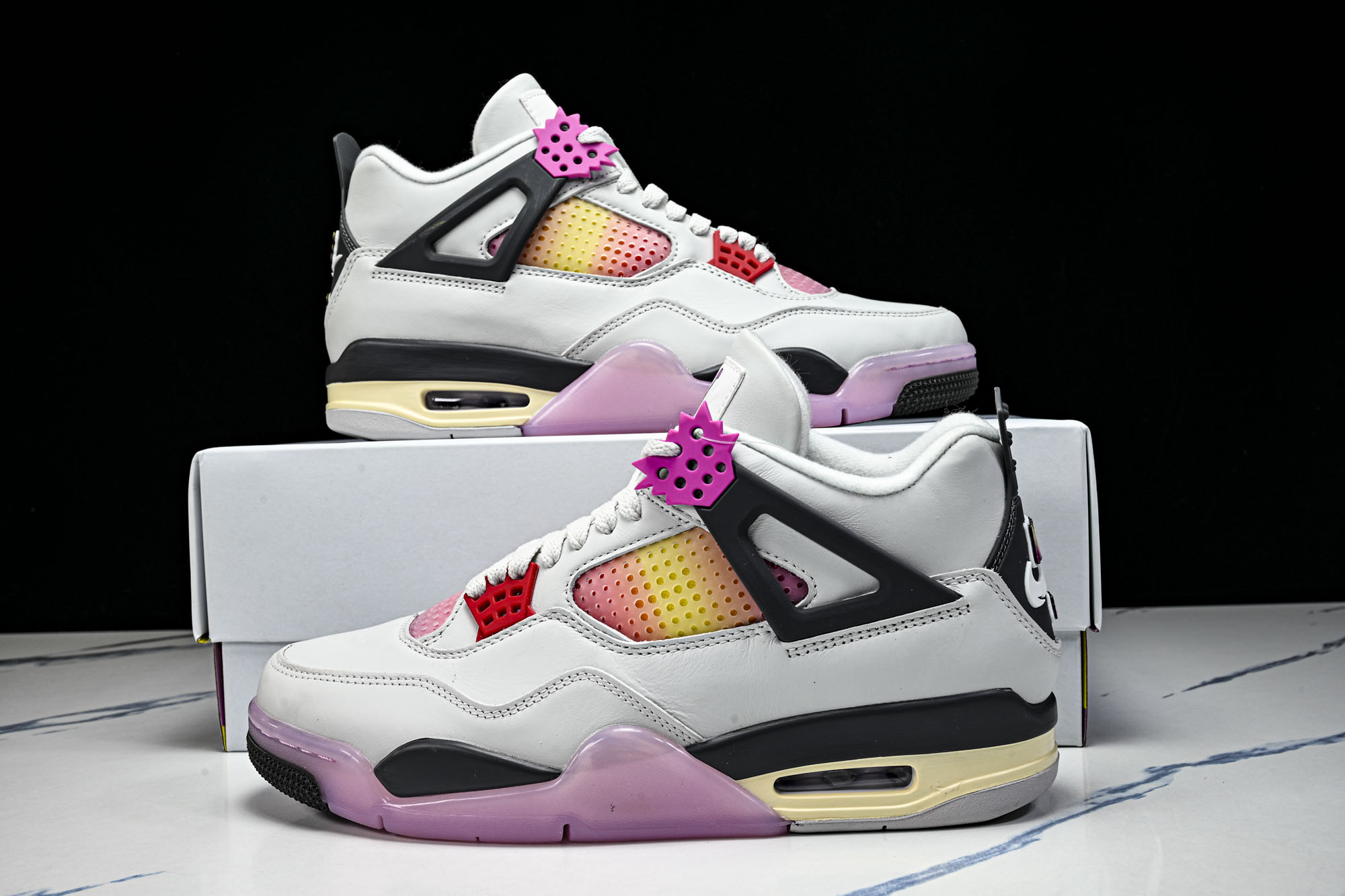 Air Jordan 4 AJ4 黑橙粉红男鞋篮球鞋JA1135 100 尺码40 40.5 41 42.5 43 44 Air Jordan 4 AJ4 黑橙粉红男鞋篮球鞋JA1135 100 尺码40 40.5 41 42.5 43 44