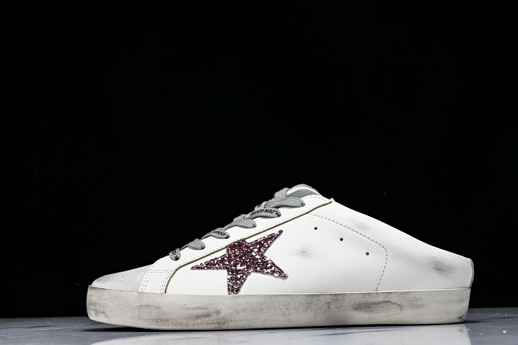 Golden Goose Super-Star Sabot 包头半拖鞋 小脏鞋006 GGDB Golden Goose Golden Goose Super-Star Sabot 包头半拖鞋 小脏鞋006 GGDB Golden Goose
