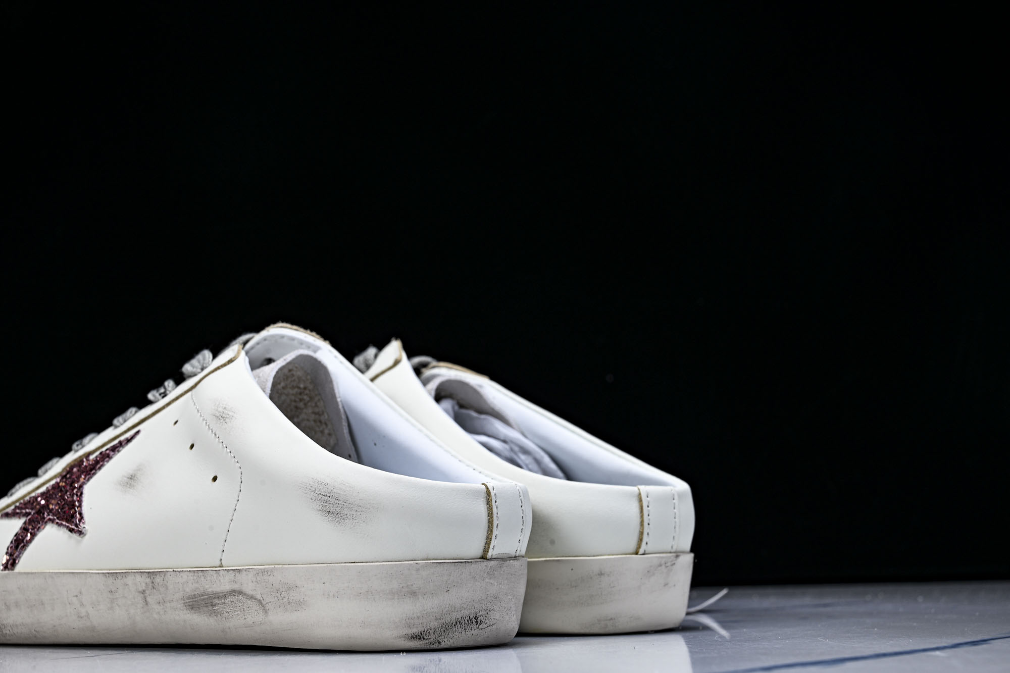 Golden Goose Super-Star Sabot 包头半拖鞋 小脏鞋006 GGDB Golden Goose Golden Goose Super-Star Sabot 包头半拖鞋 小脏鞋006 GGDB Golden Goose