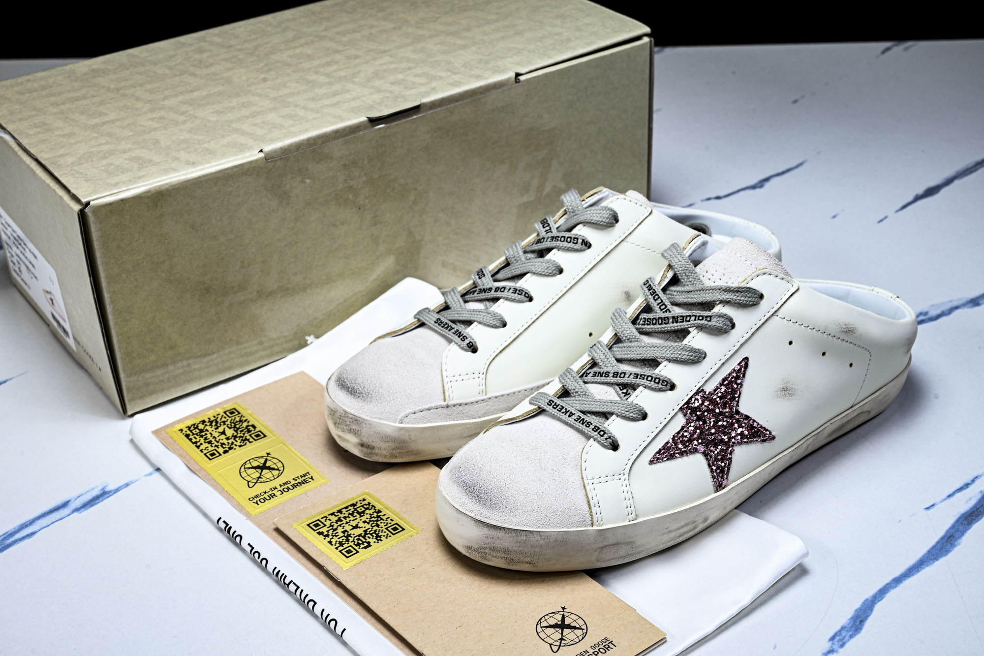 Golden Goose Super-Star Sabot 包头半拖鞋 小脏鞋006 GGDB Golden Goose Golden Goose Super-Star Sabot 包头半拖鞋 小脏鞋006 GGDB Golden Goose