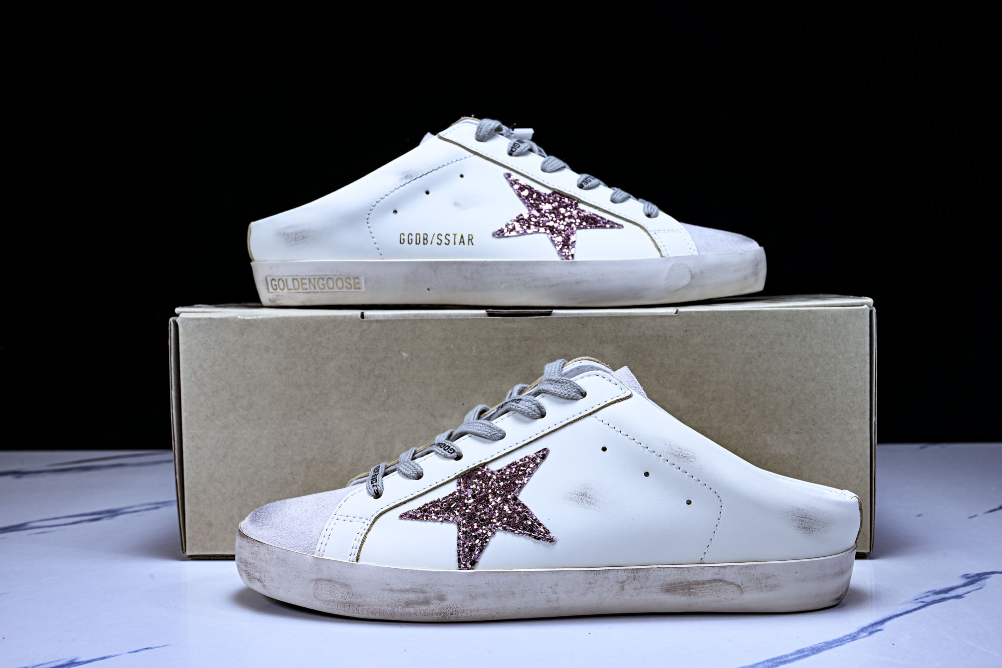 Golden Goose Super-Star Sabot 包头半拖鞋 小脏鞋006 GGDB Golden Goose Golden Goose Super-Star Sabot 包头半拖鞋 小脏鞋006 GGDB Golden Goose