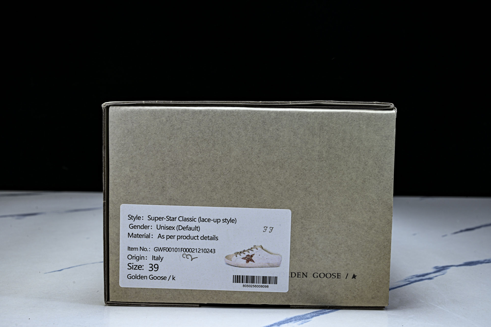 Golden Goose Super-Star Sabot 包头半拖鞋 小脏鞋006 GGDB Golden Goose Golden Goose Super-Star Sabot 包头半拖鞋 小脏鞋006 GGDB Golden Goose