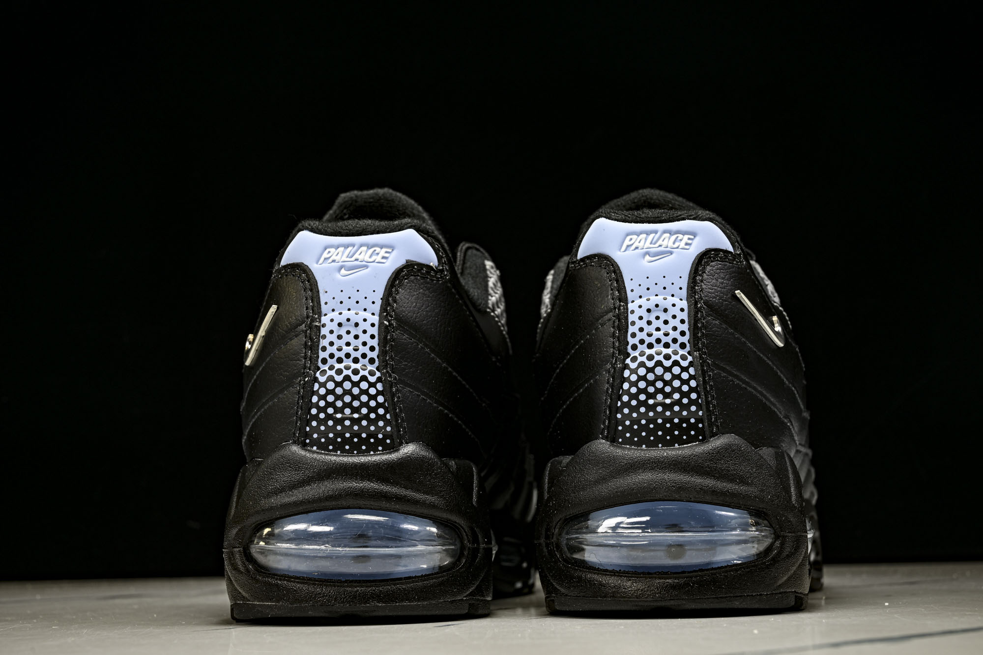 Nike Air Max 95 OG 复古减震气垫跑鞋IQ7708-095 尺码 40 40.5 41 42 42.5 Nike Air Max 95 OG 复古减震气垫跑鞋IQ7708-095 尺码 40 40.5 41 42 42.5