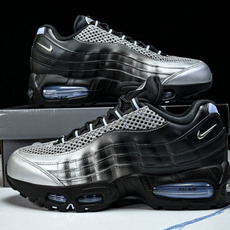 Nike Air Max 95 OG 复古减震气垫跑鞋IQ7708-095 尺码 40 40.5 41 42 42.5 Nike Air Max 95 OG 复古减震气垫跑鞋IQ7708-095 尺码 40 40.5 41 42 42.5