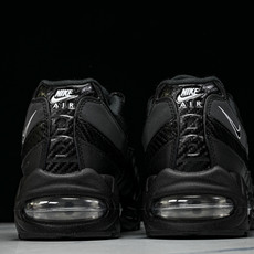 Nike Air Max 95 OG 复古减震气垫跑鞋R1474-010 尺码 40 40.5 41 42 42.5 4 Nike Air Max 95 OG 复古减震气垫跑鞋R1474-010 尺码 40 40.5 41 42 42.5 4