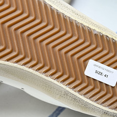 Golden Goose 低帮休闲板鞋 GGDB小脏鞋 尺码36 37 38 39 40 41 42 43 44 45 Golden Goose 低帮休闲板鞋 GGDB小脏鞋 尺码36 37 38 39 40 41 42 43 44 45