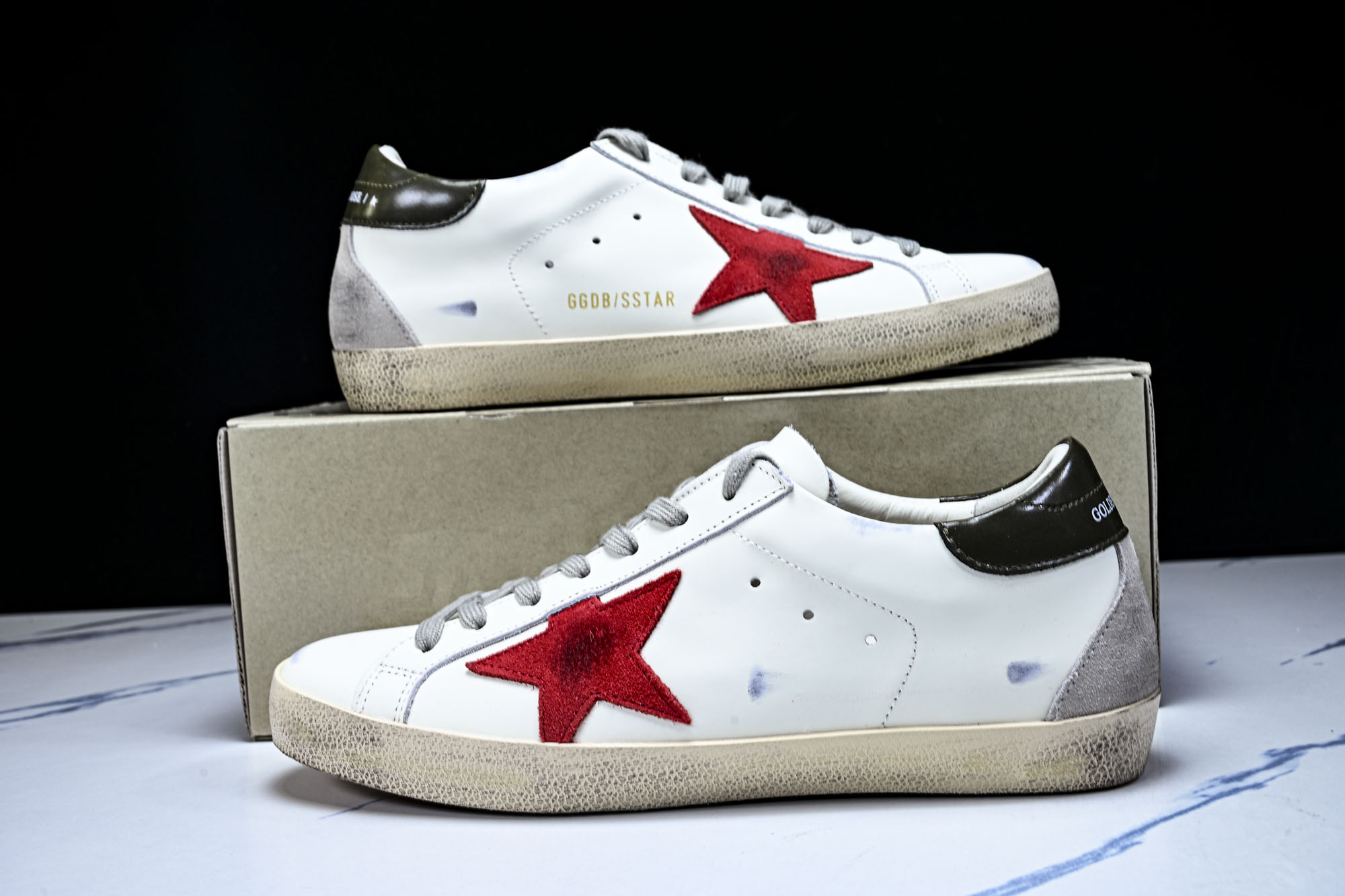 Golden Goose 低帮休闲板鞋 GGDB小脏鞋 尺码36 37 38 39 40 41 42 43 44 45 Golden Goose 低帮休闲板鞋 GGDB小脏鞋 尺码36 37 38 39 40 41 42 43 44 45