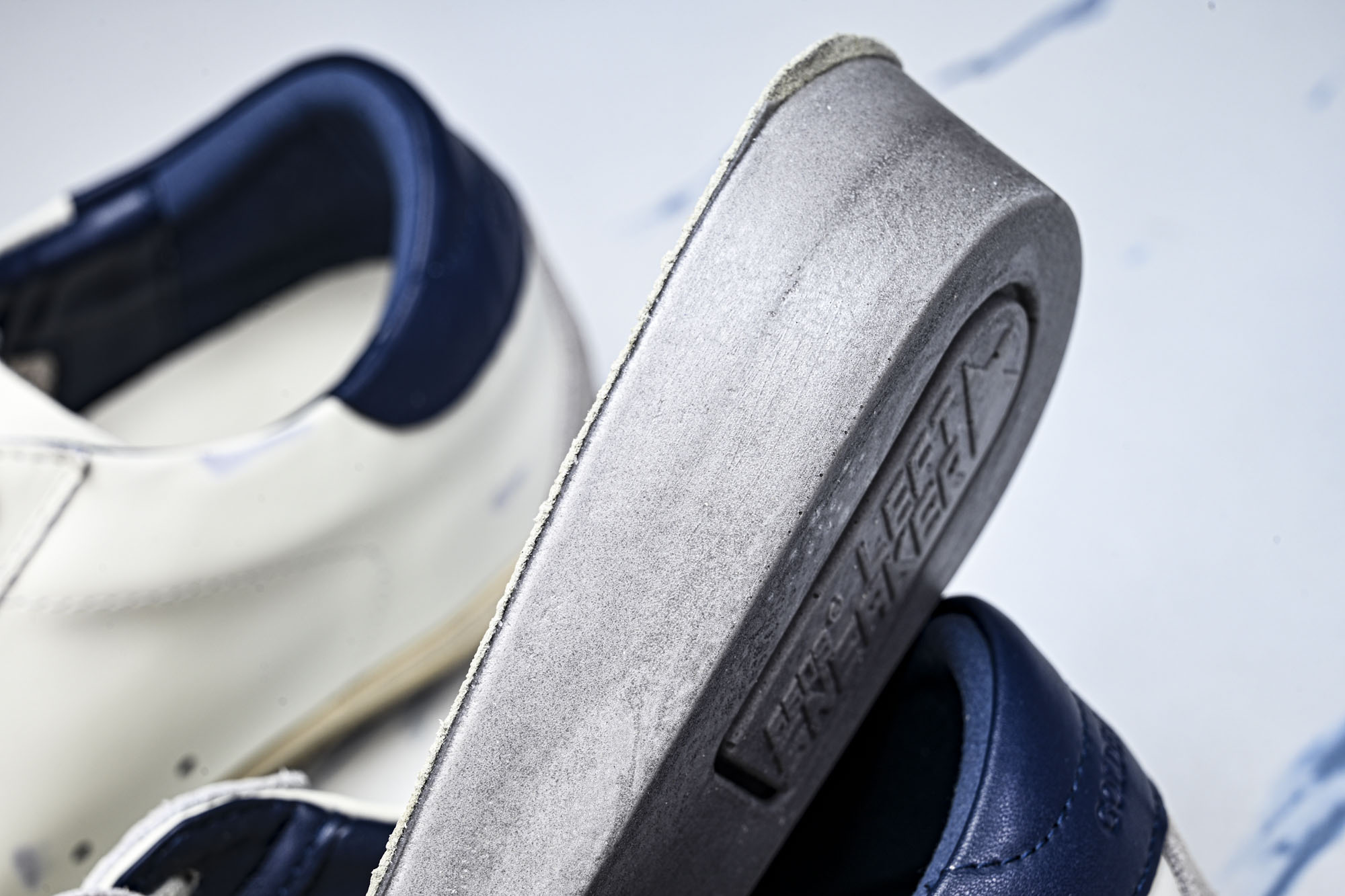 Golden Goose 低帮休闲板鞋 GGDB小脏鞋_2 尺码36 37 38 39 40 41 42 43 44 Golden Goose 低帮休闲板鞋 GGDB小脏鞋_2 尺码36 37 38 39 40 41 42 43 44