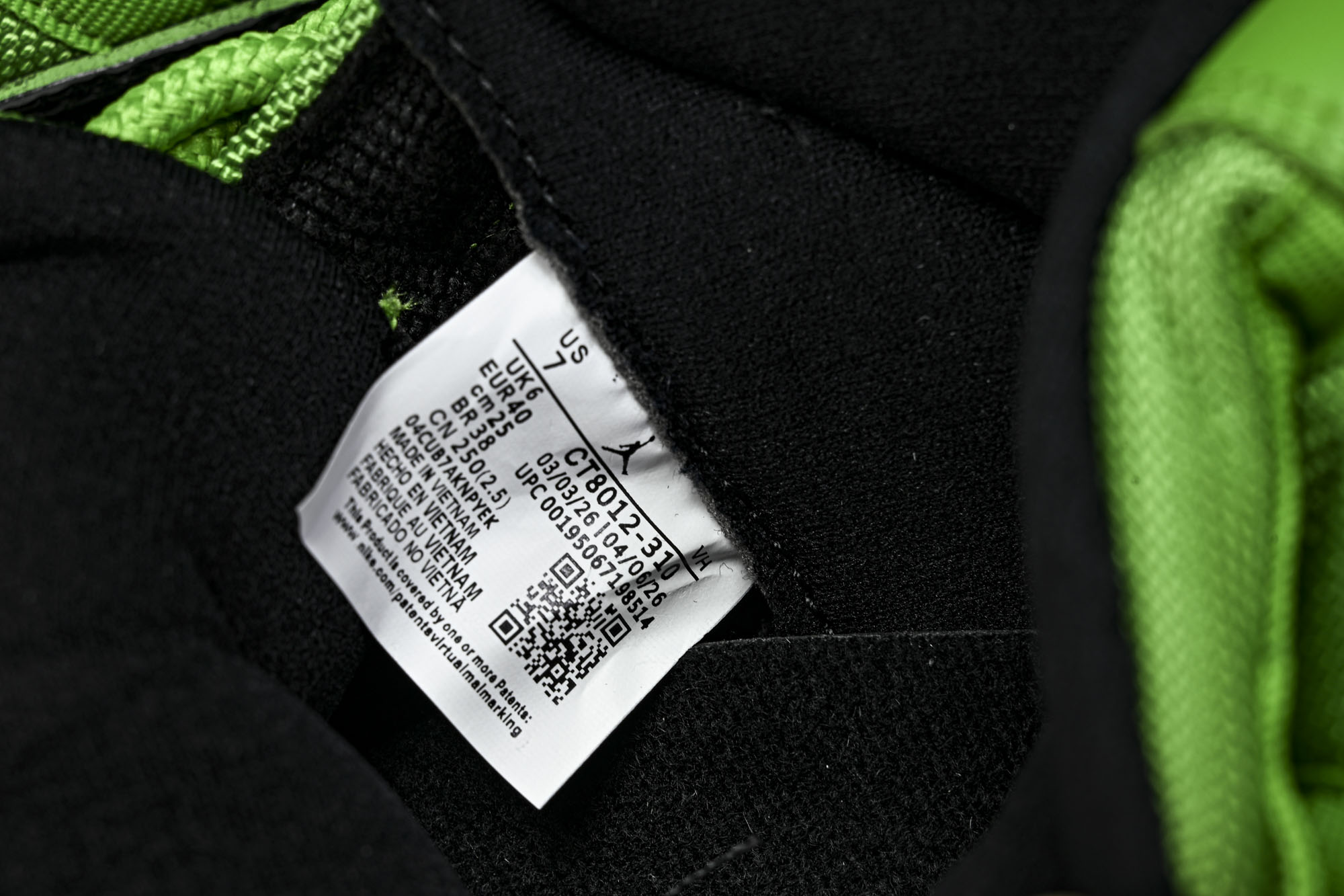 Air Jordan 11 Retro AJ11 乔11黑绿色 CT8012-310 尺寸 40 40.5 41 42 
