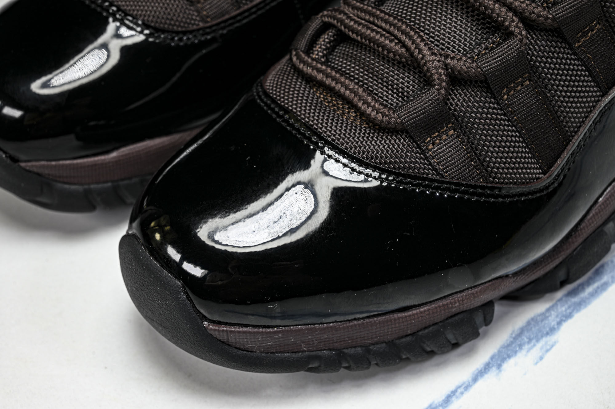 Air Jordan 11 Retro AJ11 乔11黑褐色 CT8012-200 尺寸 40 40.5 41 42 