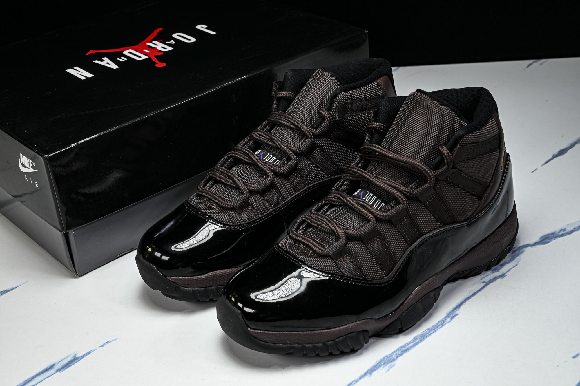 Air Jordan 11 Retro AJ11 乔11黑褐色 CT8012-200 尺寸 40 40.5 41 42 