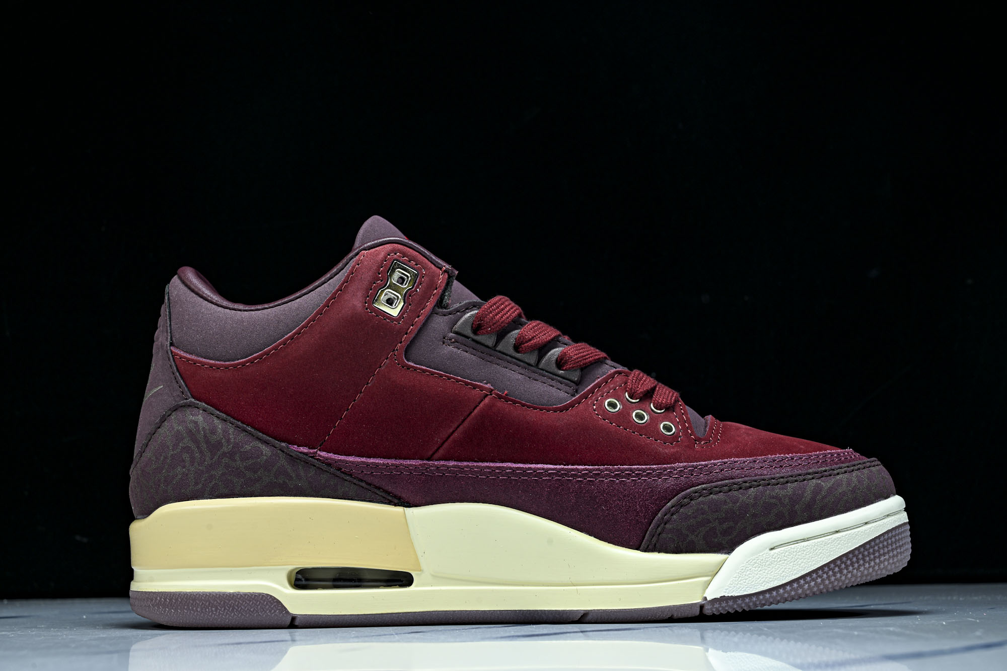 Air Jordan 3 “Bin 23”AJ3酒红色限量复古低帮篮球鞋IO7744-600 尺码 36 36.5 37 Air Jordan 3 “Bin 23”AJ3酒红色限量复古低帮篮球鞋IO7744-600 尺码 36 36.5 37