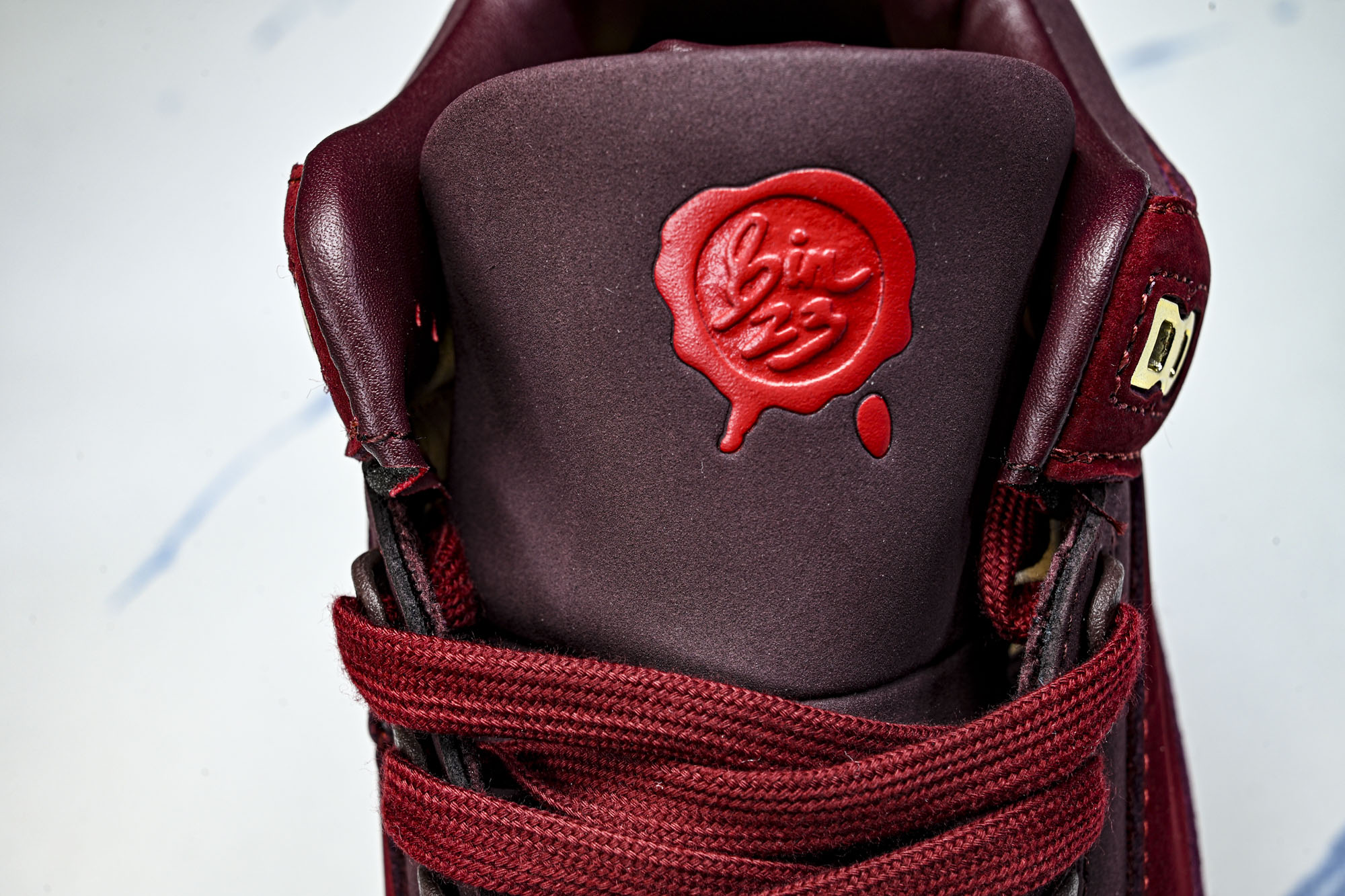 Air Jordan 3 “Bin 23”AJ3酒红色限量复古低帮篮球鞋IO7744-600 尺码 36 36.5 37 Air Jordan 3 “Bin 23”AJ3酒红色限量复古低帮篮球鞋IO7744-600 尺码 36 36.5 37