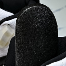 Air Jordan 12 Retro _Black and Varsity Red_ AJ12 乔12黑白 CT801 Air Jordan 12 Retro _Black and Varsity Red_ AJ12 乔12黑白 CT801