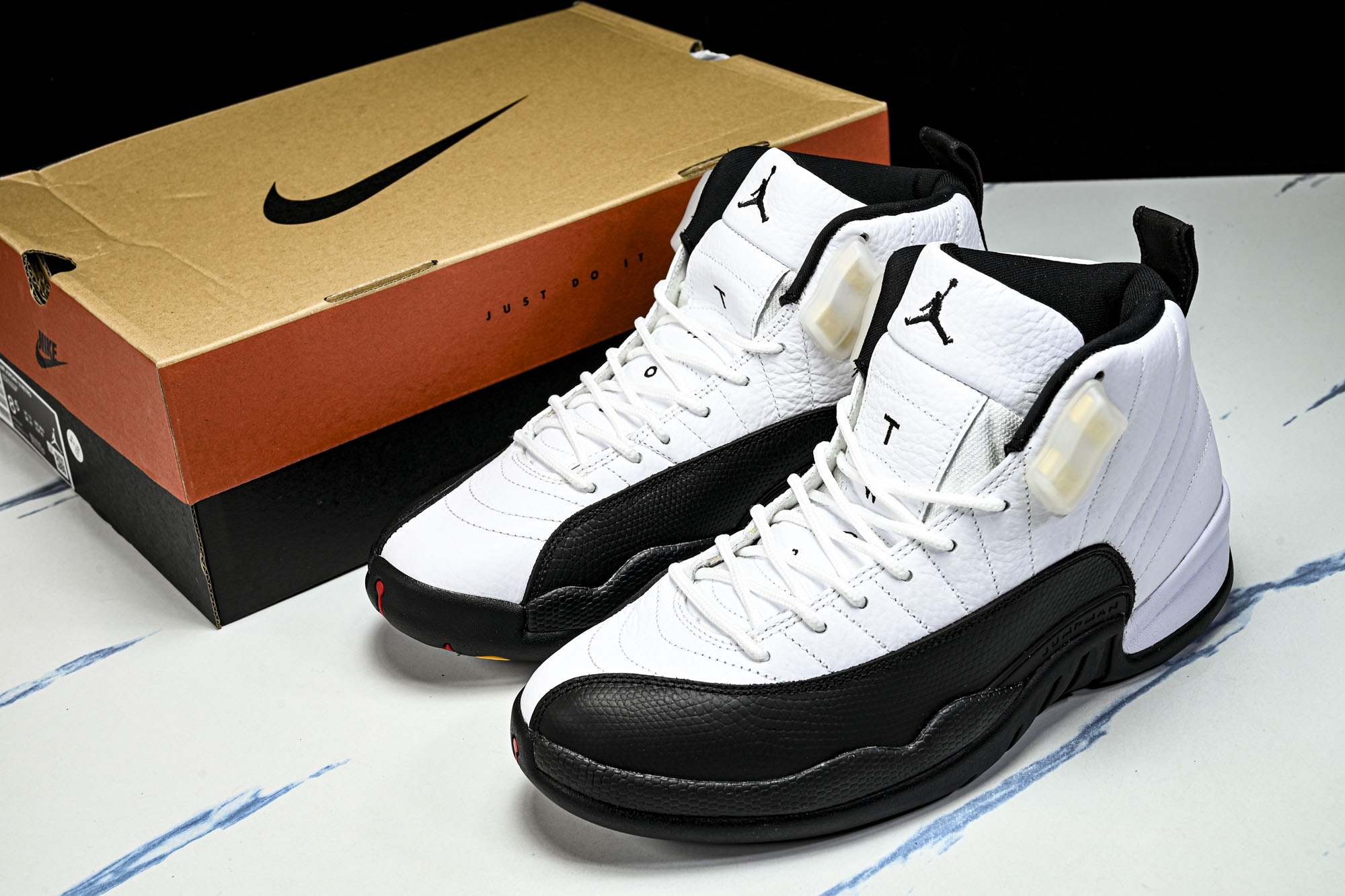 Air Jordan 12 Retro _Black and Varsity Red_ AJ12 乔12黑白 CT801 Air Jordan 12 Retro _Black and Varsity Red_ AJ12 乔12黑白 CT801