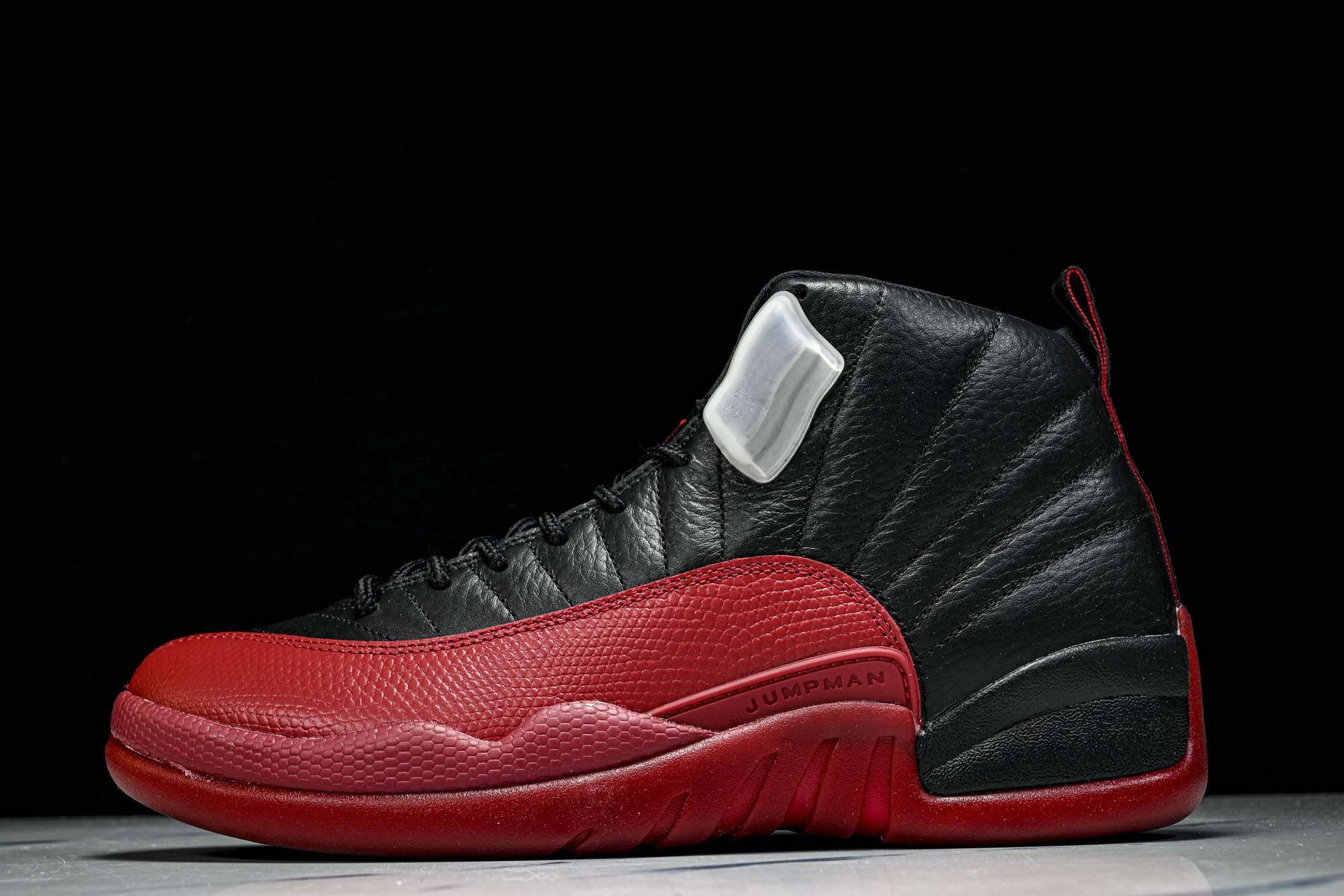 Air Jordan 12 Retro _Black and Varsity Red_ AJ12 乔12黑红 CT801