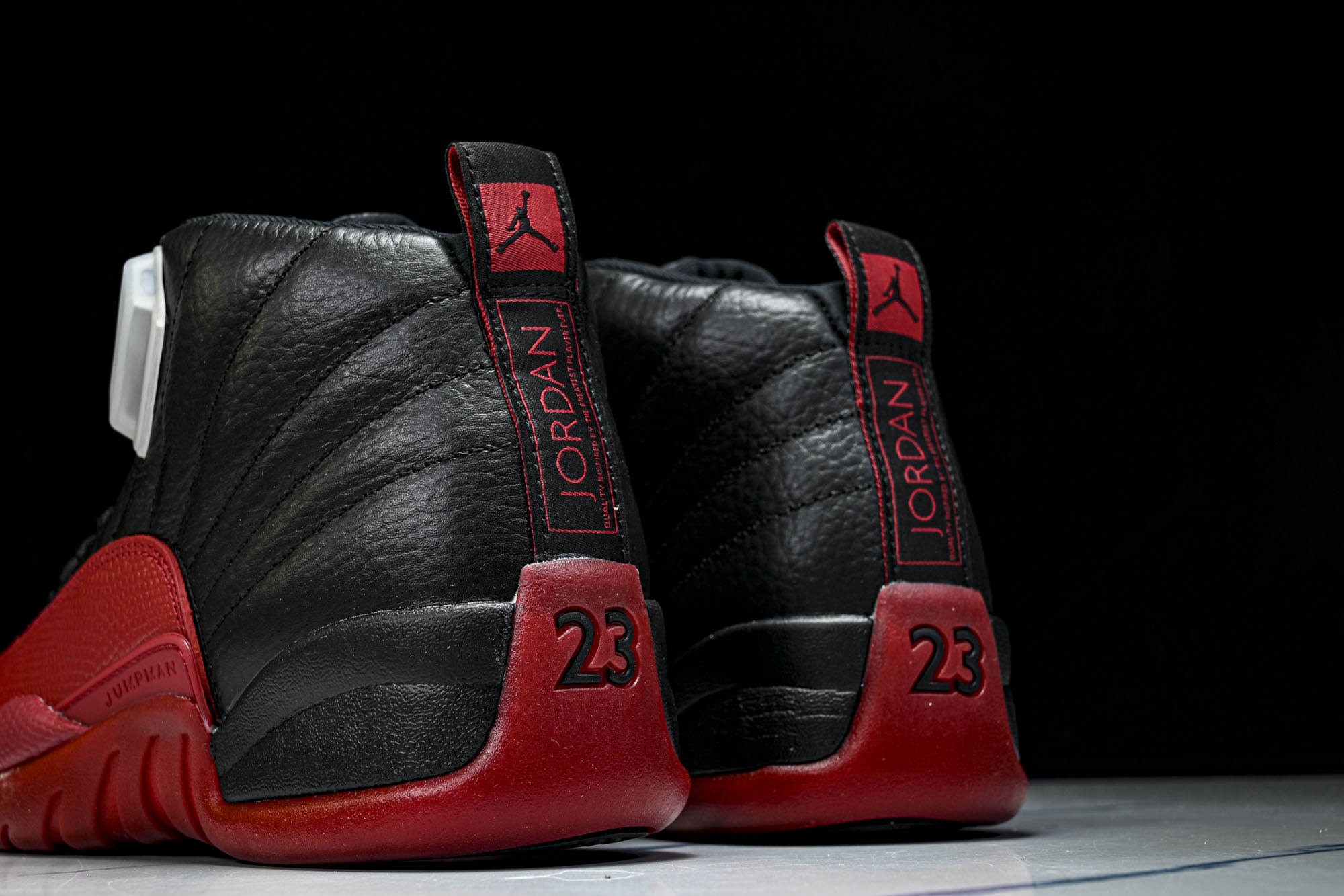 Air Jordan 12 Retro _Black and Varsity Red_ AJ12 乔12黑红 CT801