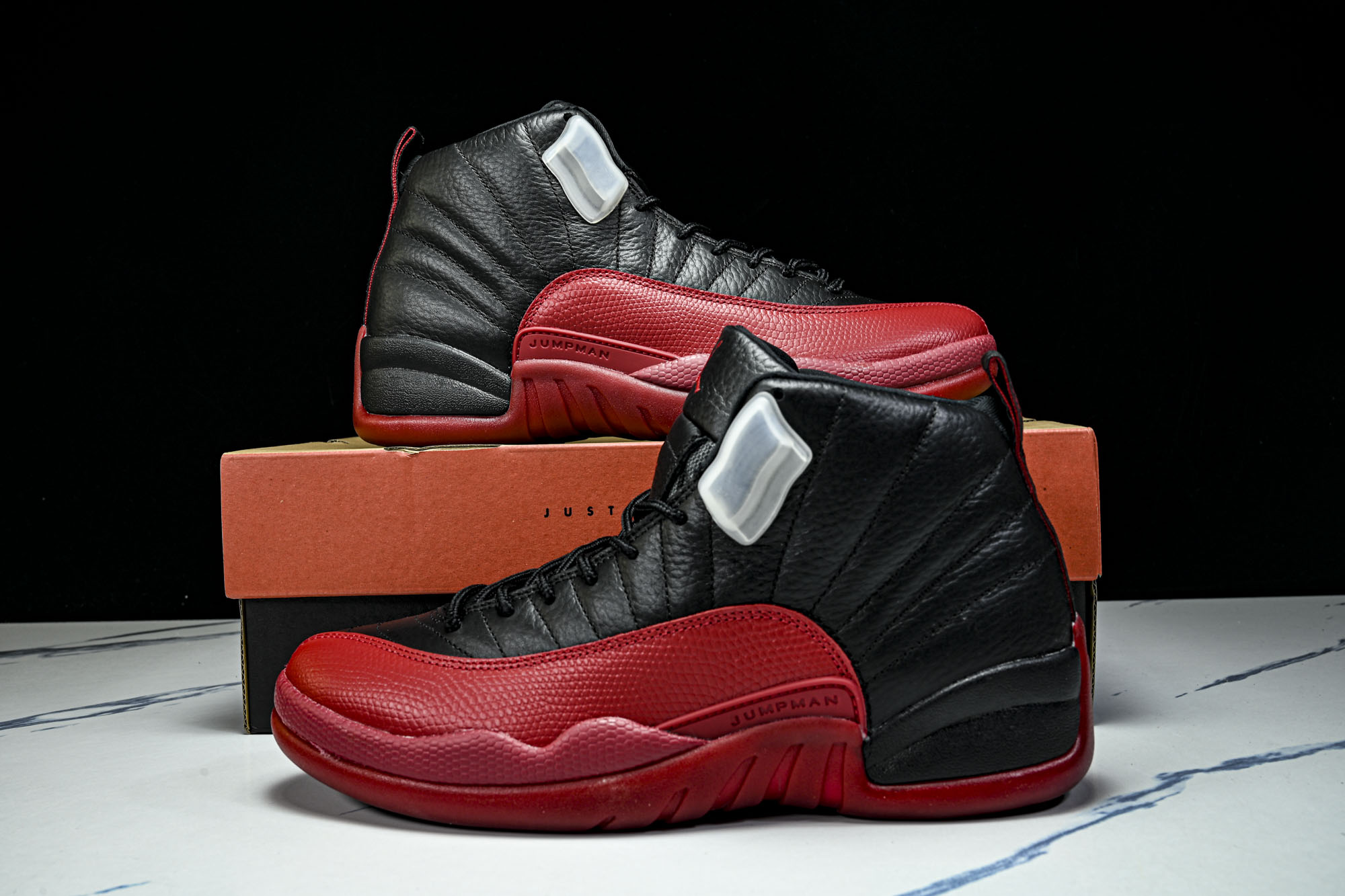 Air Jordan 12 Retro _Black and Varsity Red_ AJ12 乔12黑红 CT801