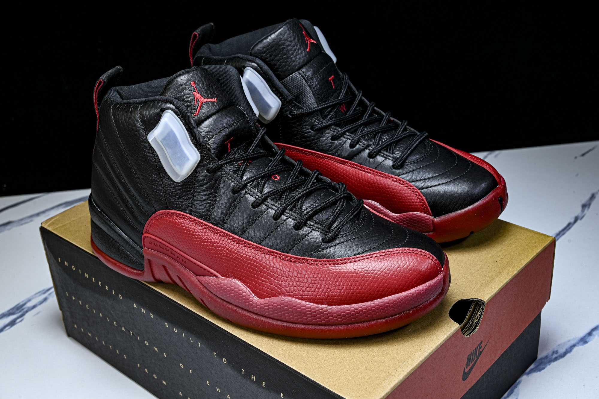 Air Jordan 12 Retro _Black and Varsity Red_ AJ12 乔12黑红 CT801