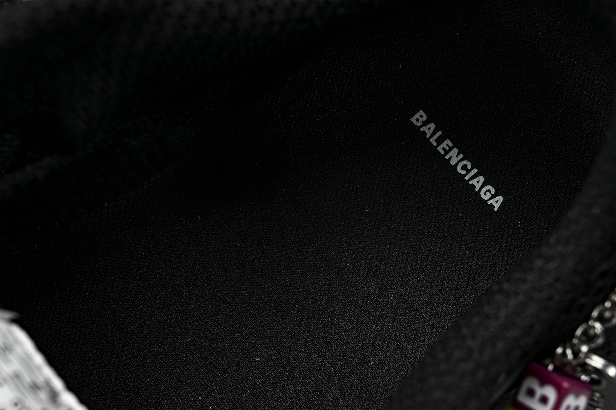 Balenciaga 3XL Charms Men 官方同步 巴黎世家 十代潮流跑鞋 W3XCN1000 尺寸 35 3 Balenciaga 3XL Charms Men 官方同步 巴黎世家 十代潮流跑鞋 W3XCN1000 尺寸 35 3