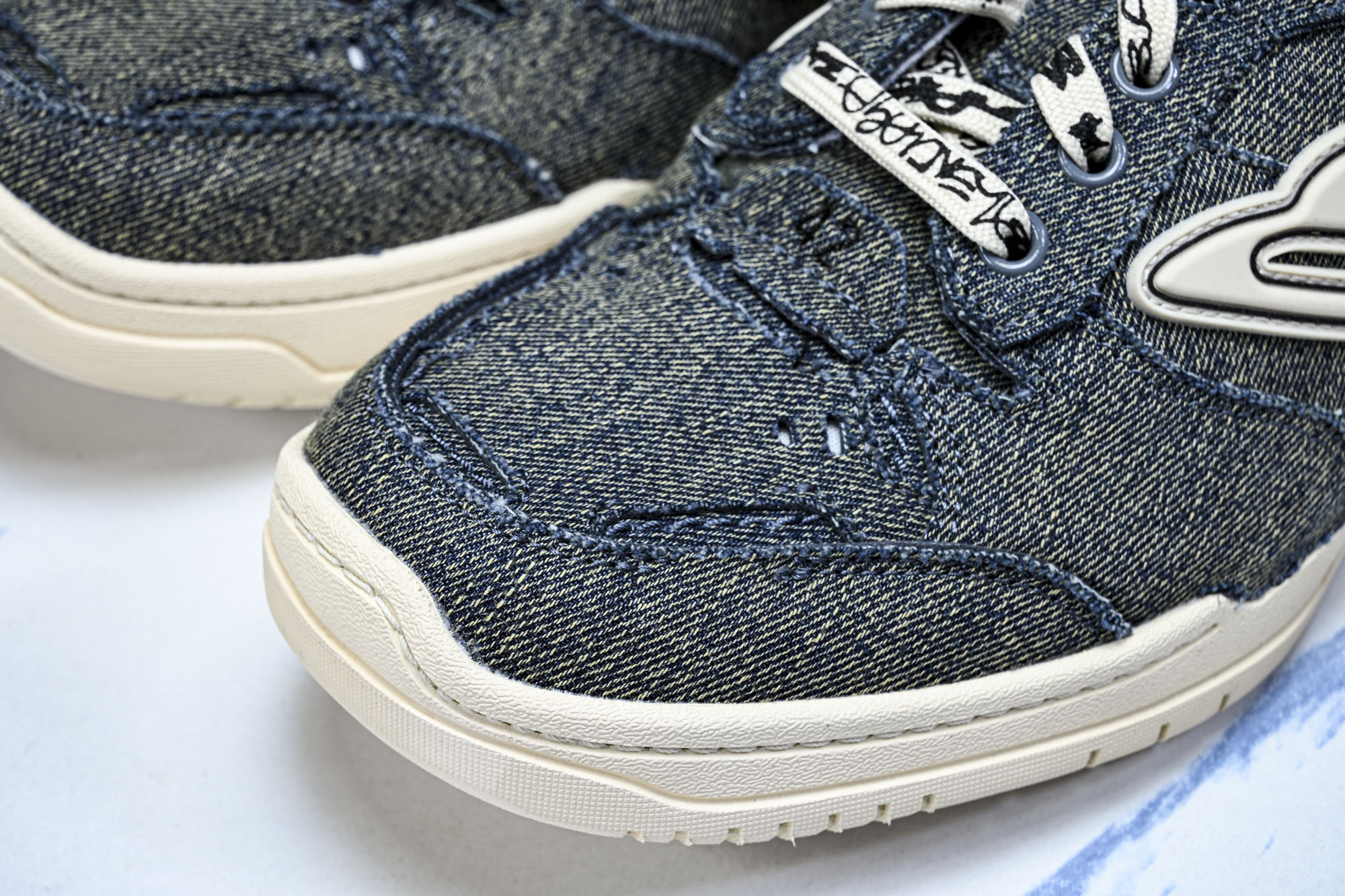 Balenciaga Hamptons Sneaker 巴黎世家十八代潮流复古休闲鞋 WHPDN4090 尺寸 35 3
