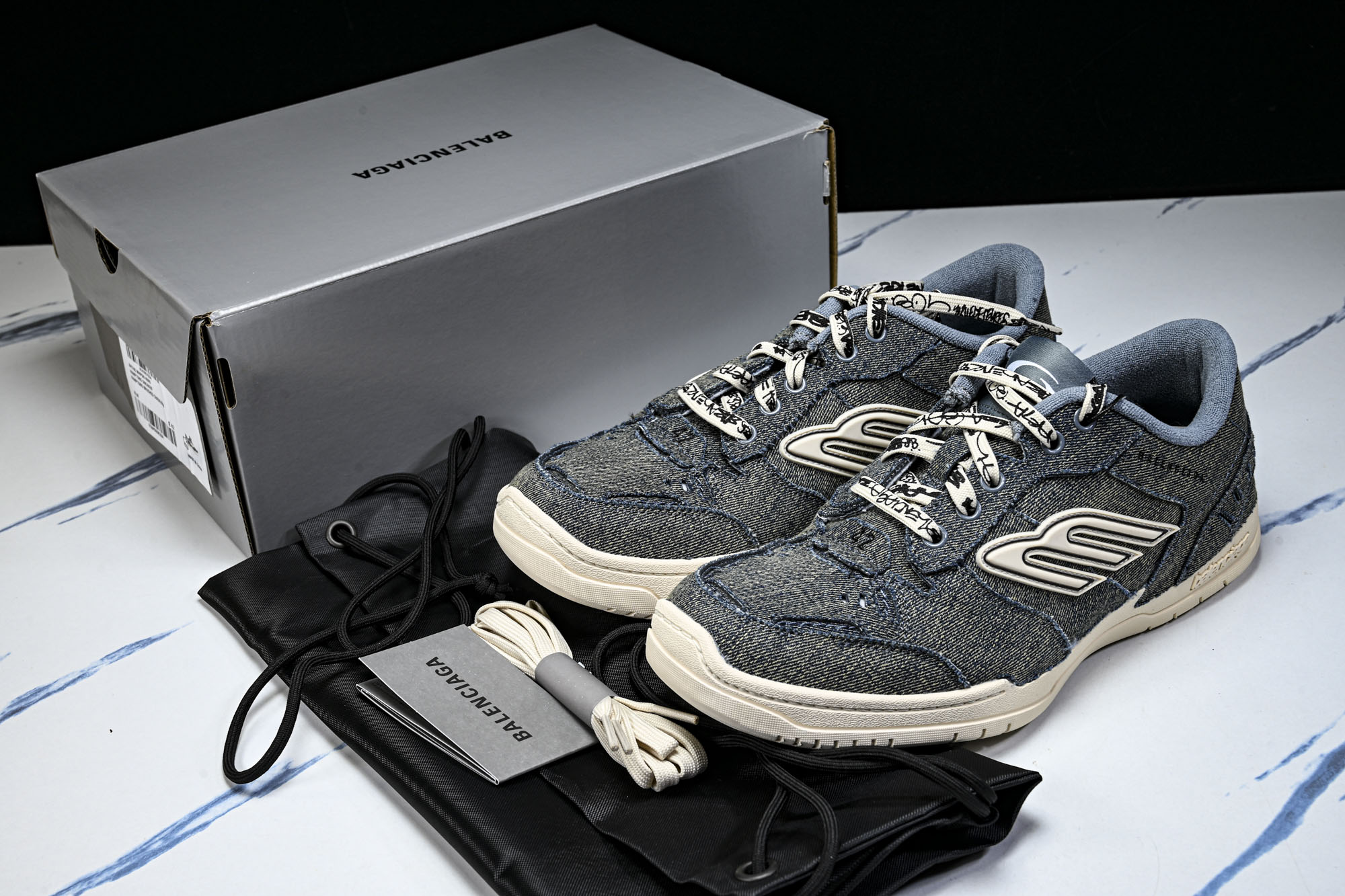 Balenciaga Hamptons Sneaker 巴黎世家十八代潮流复古休闲鞋 WHPDN4090 尺寸 35 3