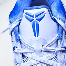 Kobe IX Elite EM Protro灰蓝 防滑耐磨 篮球鞋 IH1401-402 尺寸 40 40.5 41 Kobe IX Elite EM Protro灰蓝 防滑耐磨 篮球鞋 IH1401-402 尺寸 40 40.5 41
