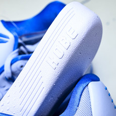 Kobe IX Elite EM Protro灰蓝 防滑耐磨 篮球鞋 IH1401-402 尺寸 40 40.5 41 Kobe IX Elite EM Protro灰蓝 防滑耐磨 篮球鞋 IH1401-402 尺寸 40 40.5 41