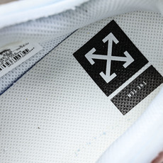 Off-White x NIKE Air Max 90 气垫慢跑鞋“OFF-WHITE 白灰冰蓝底” AA7293-10 Off-White x NIKE Air Max 90 气垫慢跑鞋“OFF-WHITE 白灰冰蓝底” AA7293-10