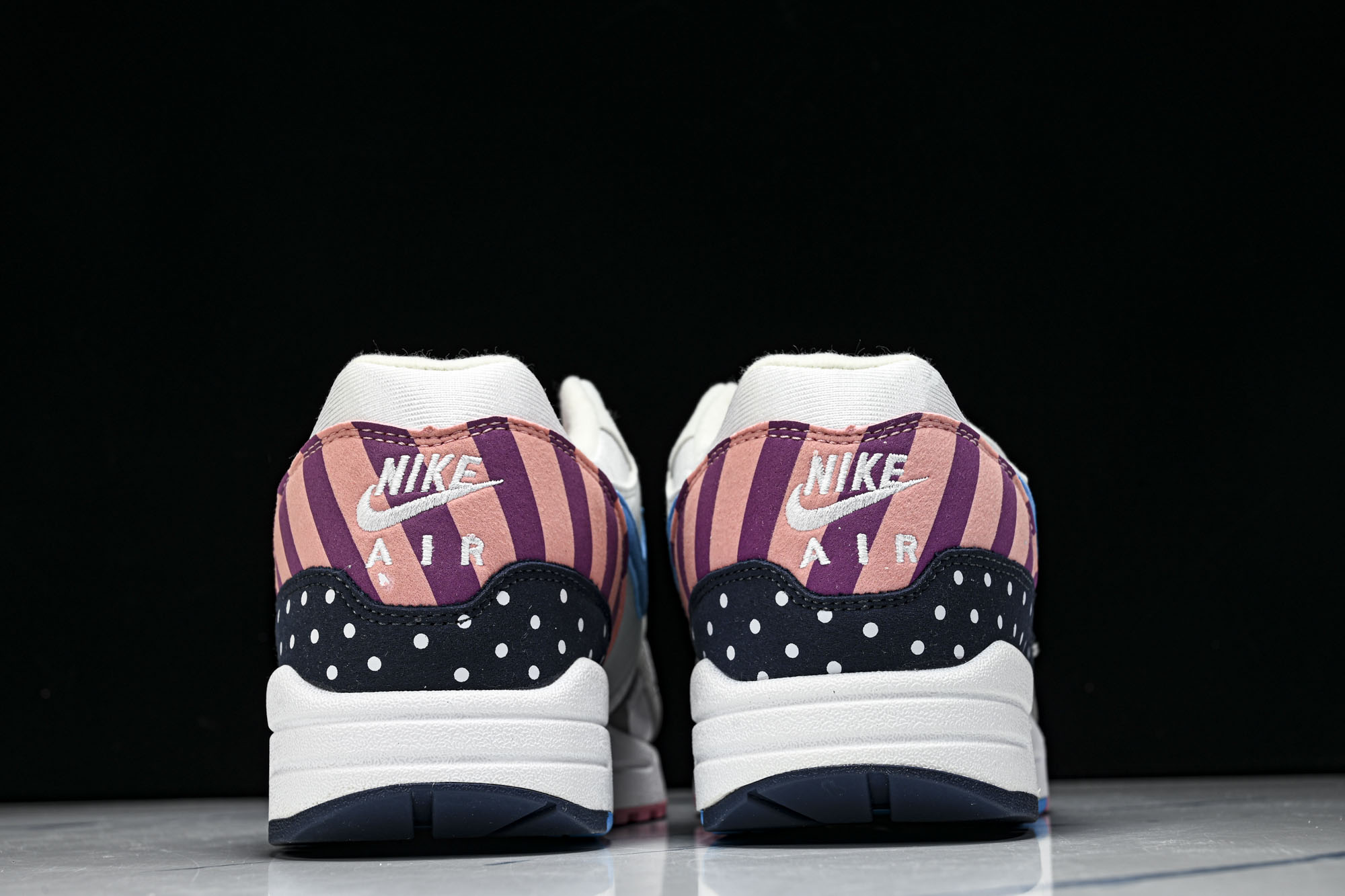 Parra x NK Air Max 1 白粉拼接 AT3057-100 尺寸36 36.5 37.5 38 38.5 