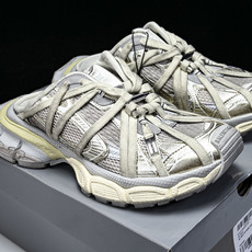 Balenciaga Phantom Sneaker 3XL 蜘蛛侠绑带 半拖 潮流跑鞋 尺寸 35 36 37 38 Balenciaga Phantom Sneaker 3XL 蜘蛛侠绑带 半拖 潮流跑鞋 尺寸 35 36 37 38
