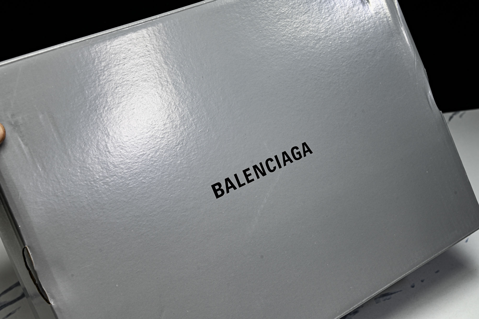 Balenciaga Phantom Sneaker 3XL 蜘蛛侠绑带 半拖 潮流跑鞋 尺寸 35 36 37 38 Balenciaga Phantom Sneaker 3XL 蜘蛛侠绑带 半拖 潮流跑鞋 尺寸 35 36 37 38