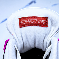Air Jordan 4 AJ4 漫画白黑粉色 男鞋篮球鞋JA1135 100 尺码40 40.5 41 42 42.5 Air Jordan 4 AJ4 漫画白黑粉色 男鞋篮球鞋JA1135 100 尺码40 40.5 41 42 42.5