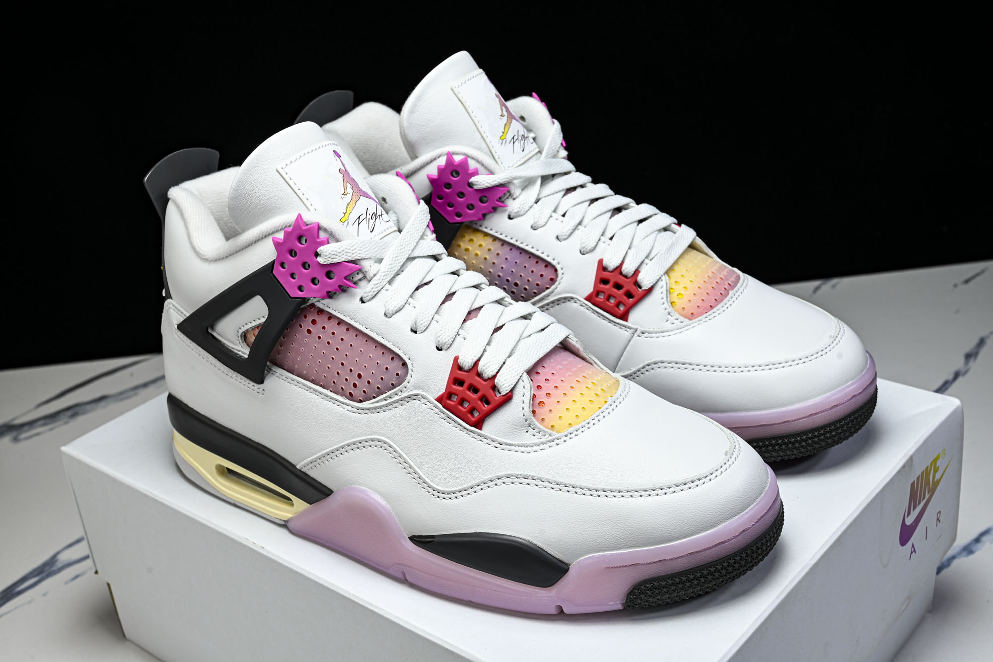 Air Jordan 4 AJ4 漫画白黑粉色 男鞋篮球鞋JA1135 100 尺寸 40 40.5 41 42 42.