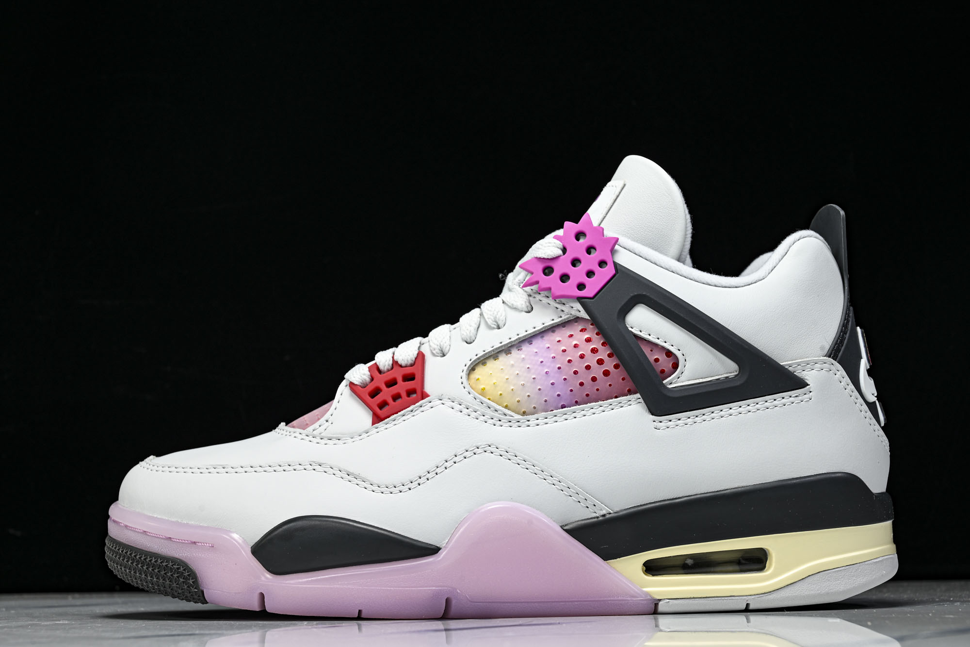Air Jordan 4 Retro _Comic_ AJ4 乔4漫画 JA1135-100 尺码36 36.5 37. Air Jordan 4 Retro _Comic_ AJ4 乔4漫画 JA1135-100 尺码36 36.5 37.