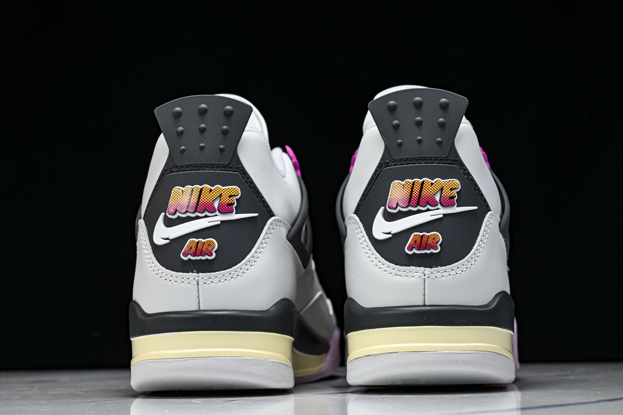 Air Jordan 4 Retro _Comic_ AJ4 乔4漫画 JA1135-100 尺码36 36.5 37. Air Jordan 4 Retro _Comic_ AJ4 乔4漫画 JA1135-100 尺码36 36.5 37.