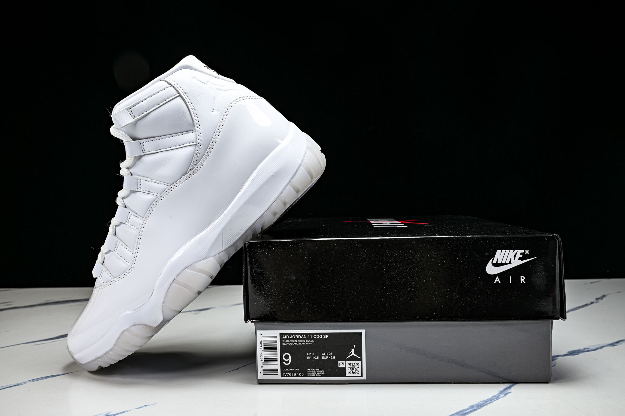 Air Jordan 11 AJ11 限量版 中帮复古篮球鞋IV7639-100 尺码40 40.5 41 42 42. Air Jordan 11 AJ11 限量版 中帮复古篮球鞋IV7639-100 尺码40 40.5 41 42 42.